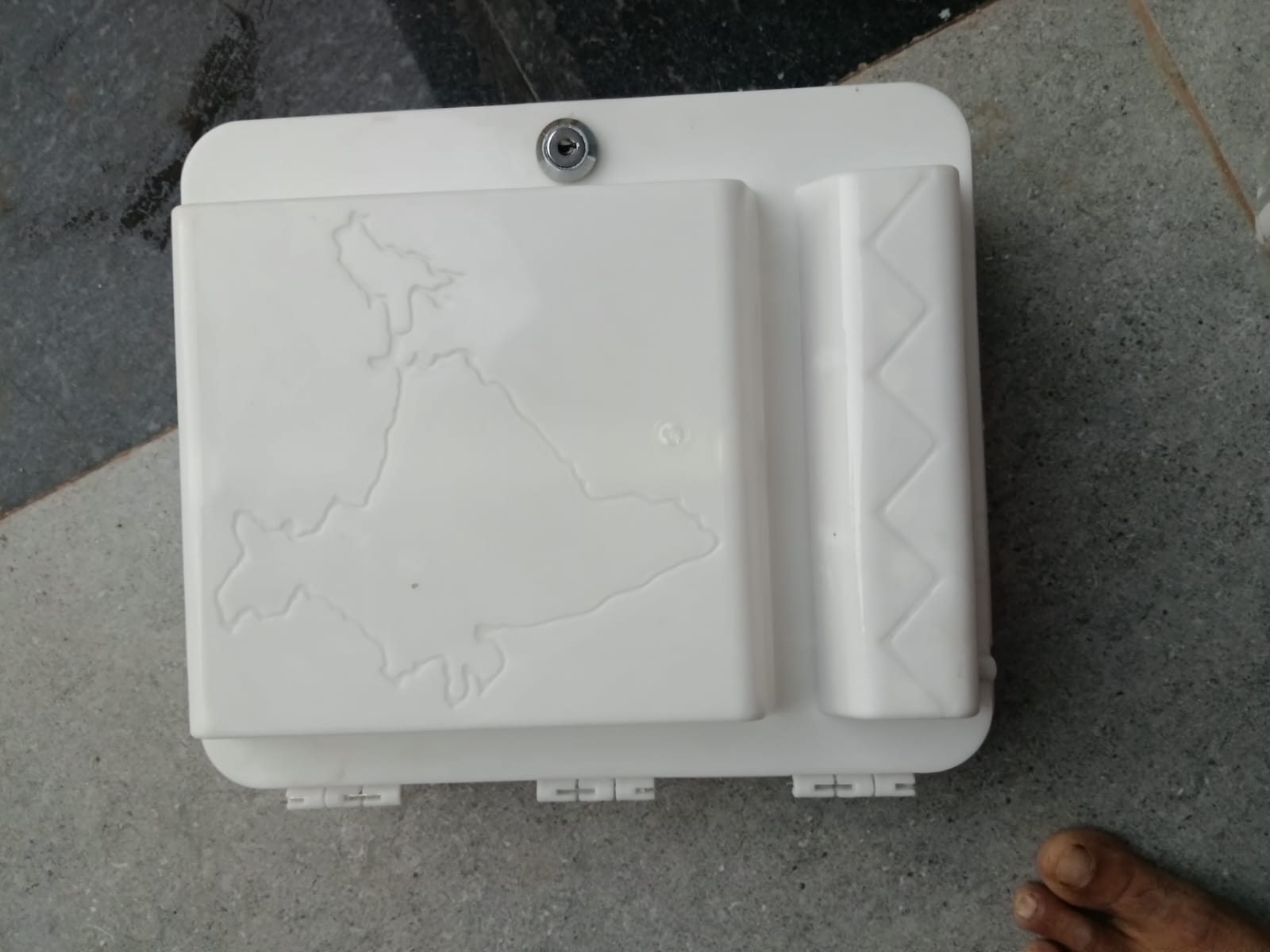 Plastic 2U Rack